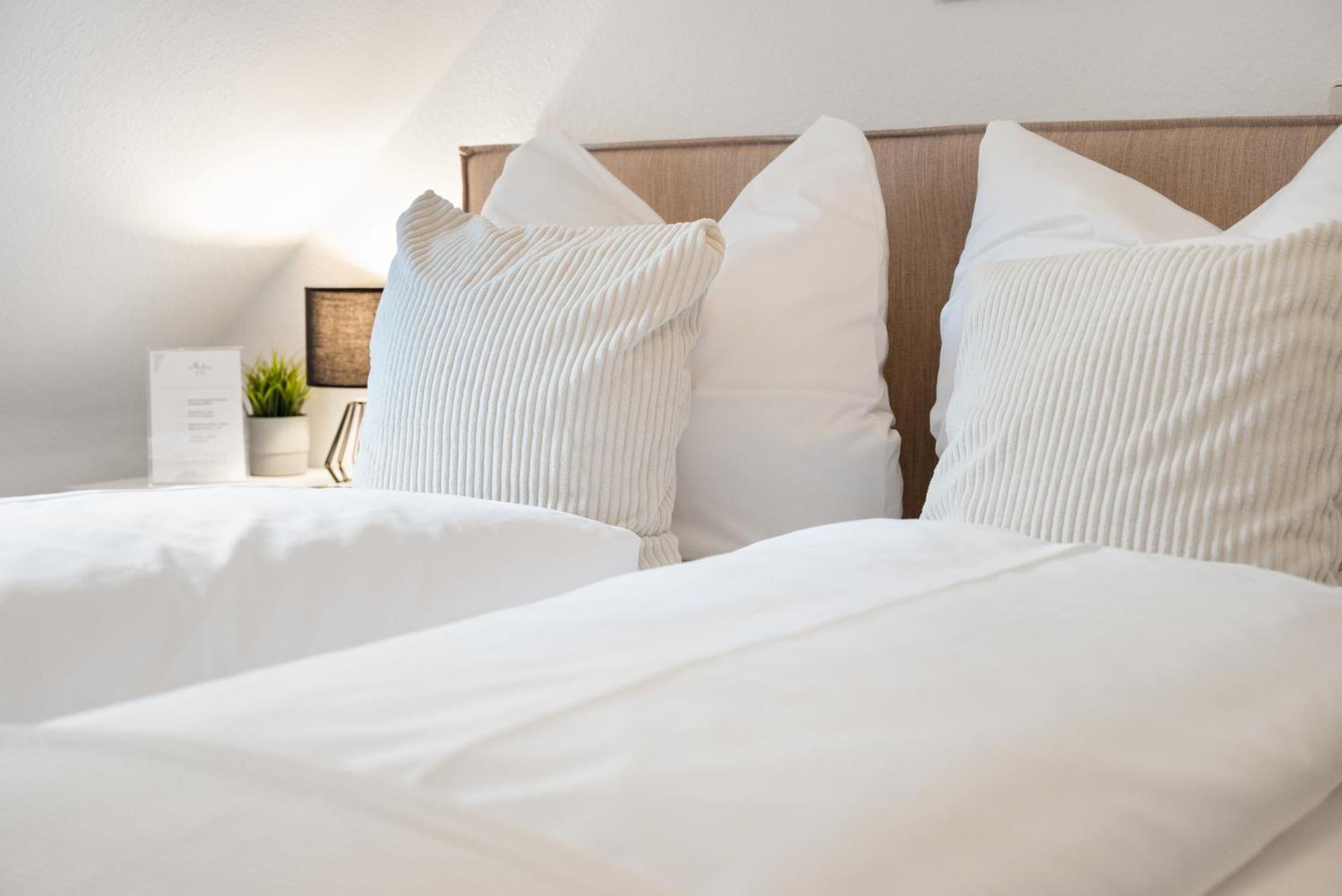 Malu Rooms - Im Stadtzentrum, Smarttv, Netflix, 24H Checkin Ludwigsburg Exterior foto