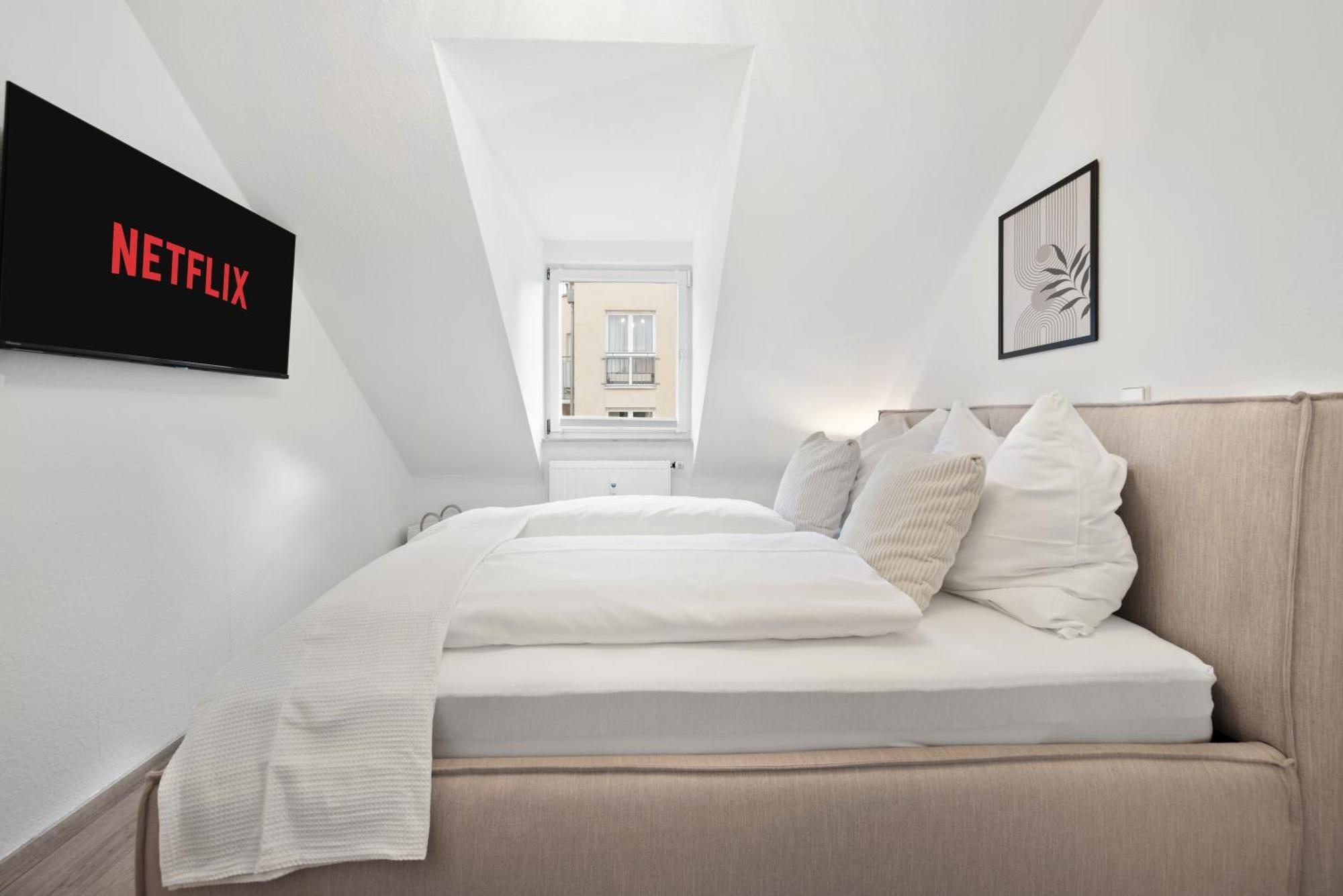 Malu Rooms - Im Stadtzentrum, Smarttv, Netflix, 24H Checkin Ludwigsburg Exterior foto