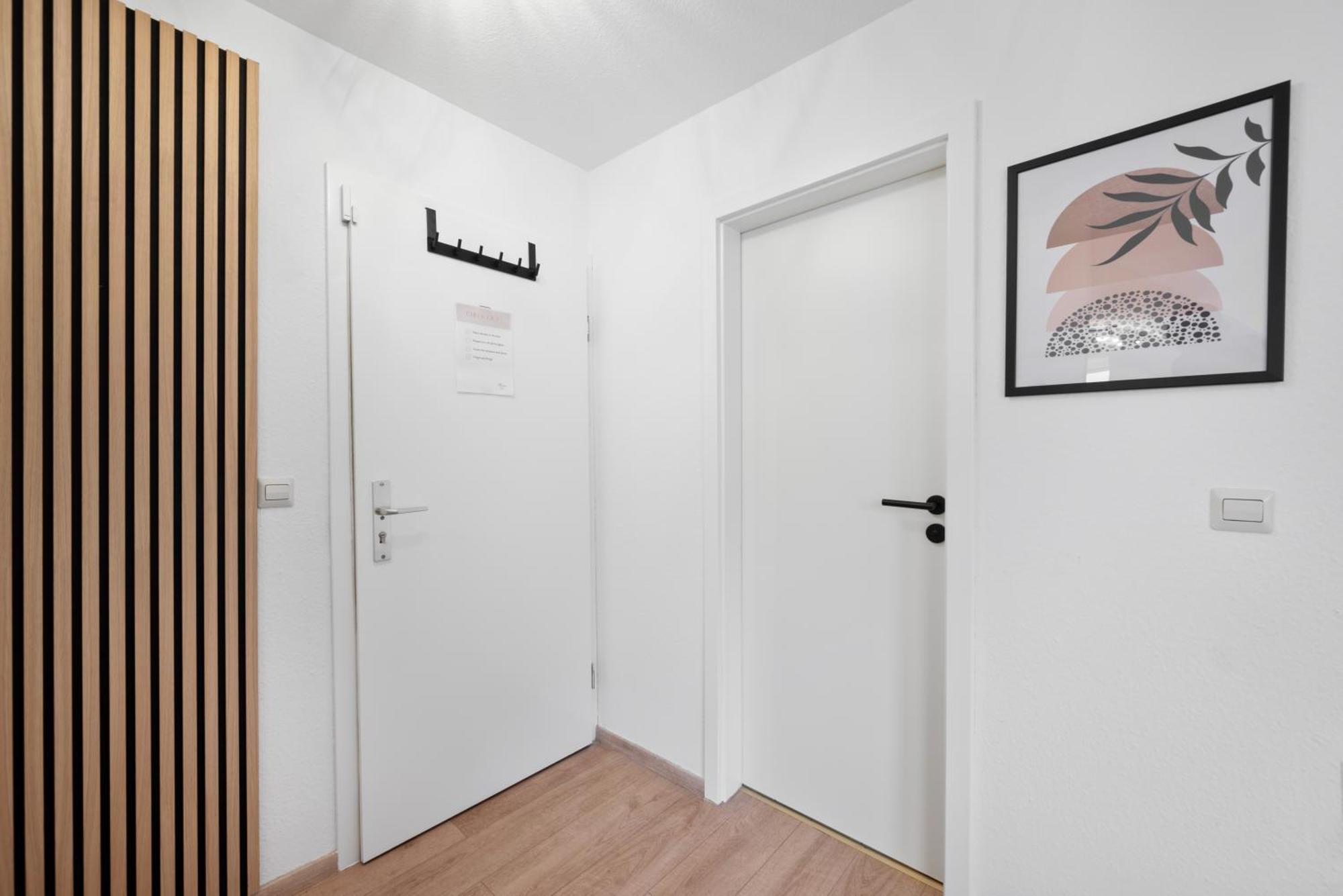Malu Rooms - Im Stadtzentrum, Smarttv, Netflix, 24H Checkin Ludwigsburg Exterior foto